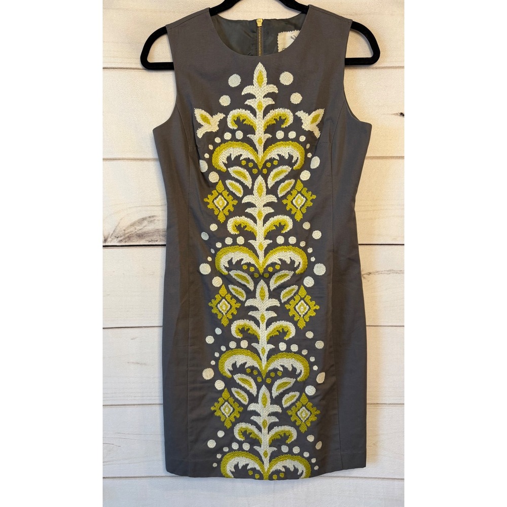 Tabitha Anthropologie Grey Embroidered Sheath Dress Size 4 Crewel Floral Boho